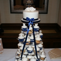 Navy / ivory cupcake tower
