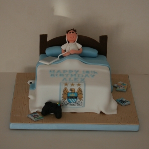 Manchester City theme bed cake