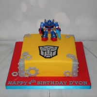Square Transformers theme cake
