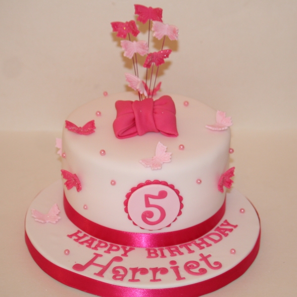 Pink butterflies &amp; bow cake