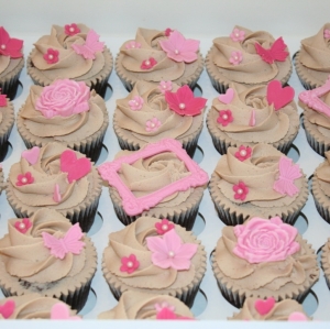 Pink &amp; girly chocolate cupcakes