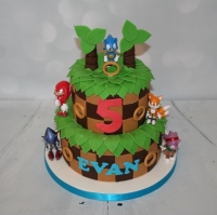 2 tier Sonic the Hedgehog cake