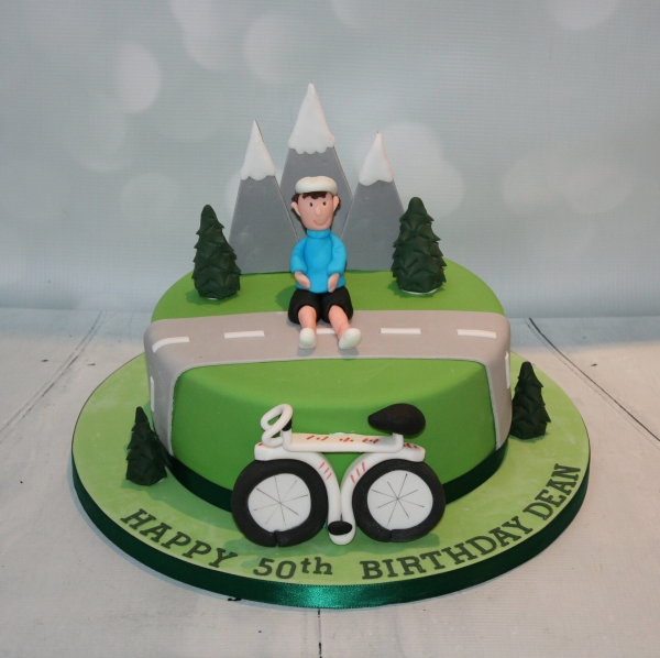 Mountain biking cake