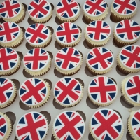 Union Jack cupcakes