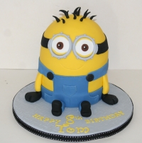 3D Minion cake
