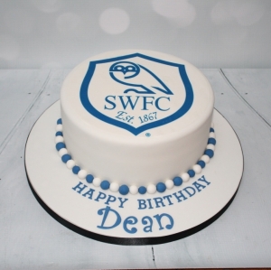 Sheffield Wednesday badge cake