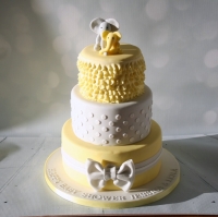 Elephant baby shower cake - grey/lemon