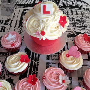 Hen party baby giant cupcake