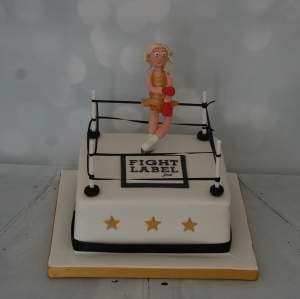 Fight Label - boxing ring cake